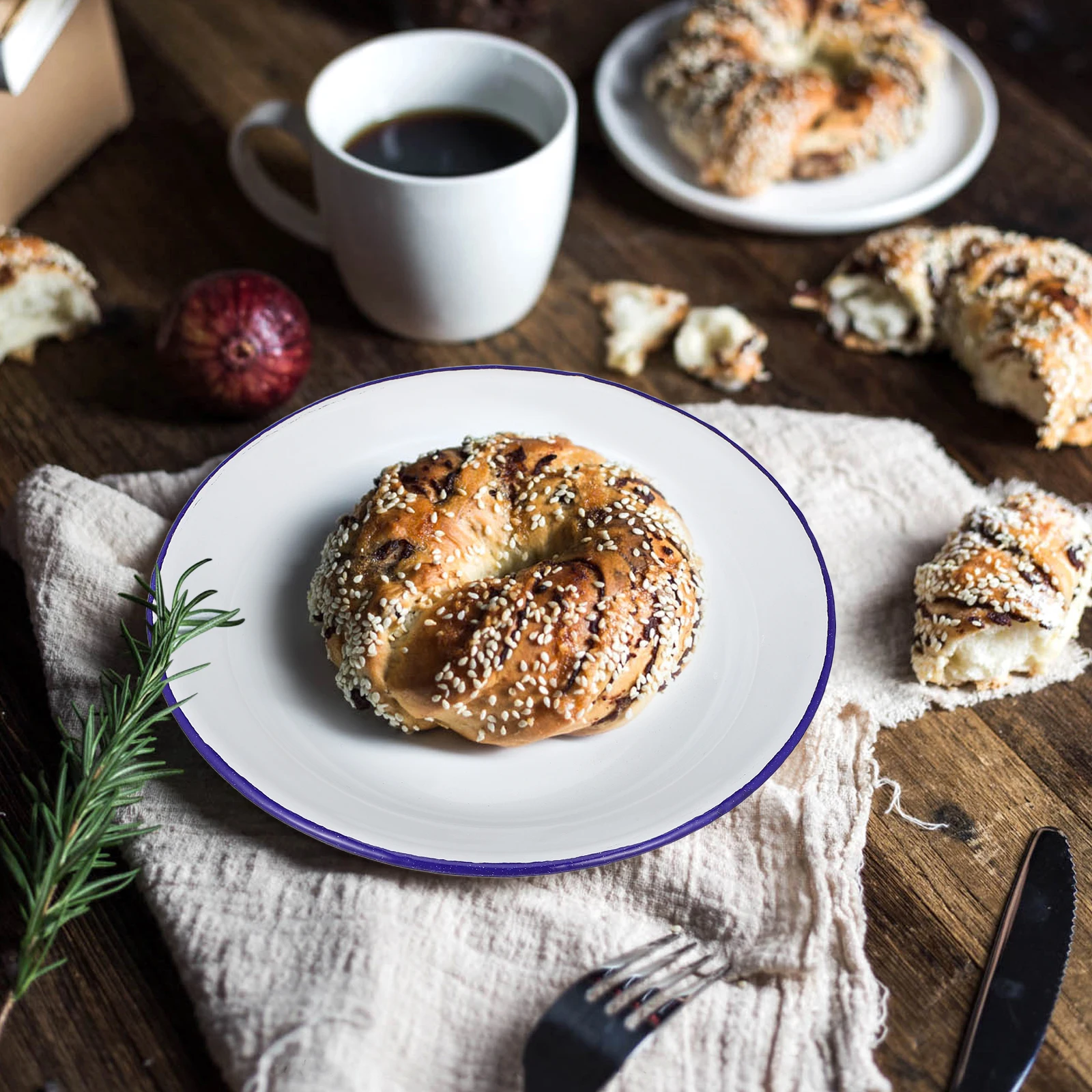 

4pcs Enamel Plates Retro Style Flat Edge Food Serving Dishes Snacks Tray Decorative Kitchen Tableware For Fruits Desserts Picnic