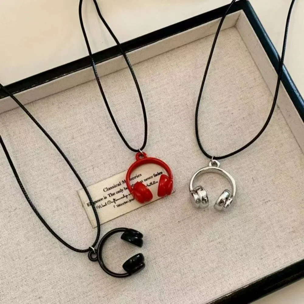 �y�Z�[�����z�t�@�b�V�����~�j�}���Y���C���z���y���_���g�l�b�N���X�����̂��߂̒��߉\�ȃ����O���[�v�Z�[�^�[�`�F�[���p�[�e�B�[�M�t�g Y2K �W���G���[�A�N�Z�T���[