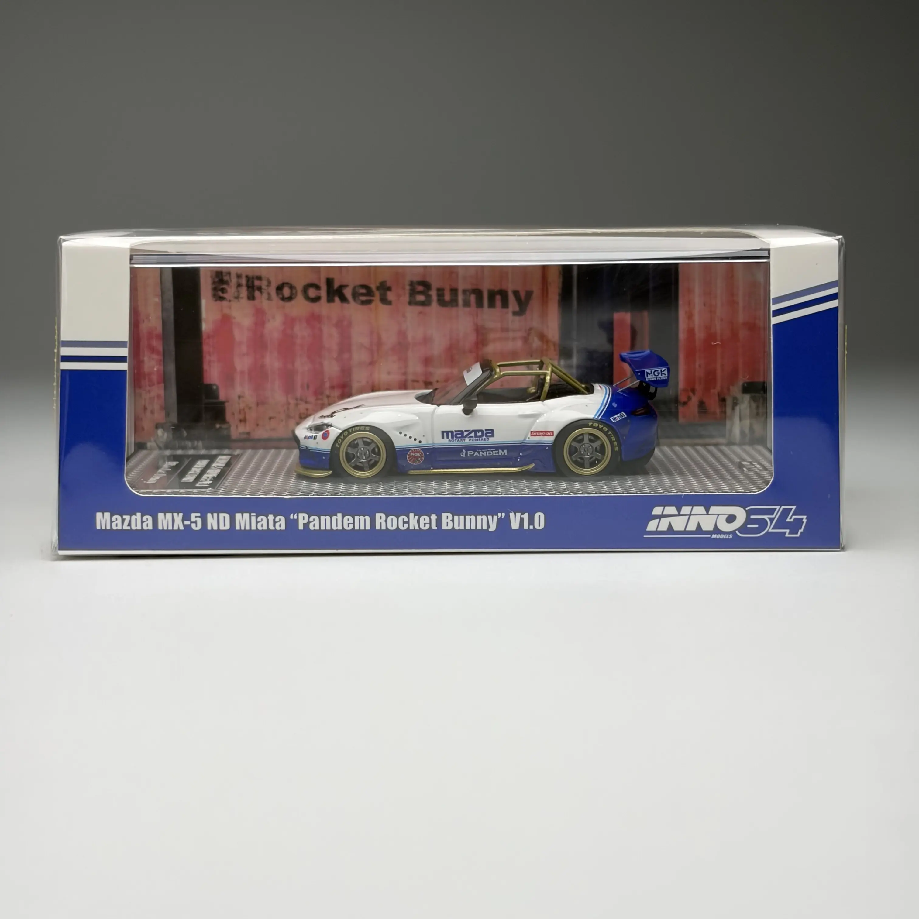 INNO 1:64 Mazda MX-5 ND Miata Pandem Alloy Car Diecasts & Vehicles Car Model Miniature Scale Model Car For Collection Gift