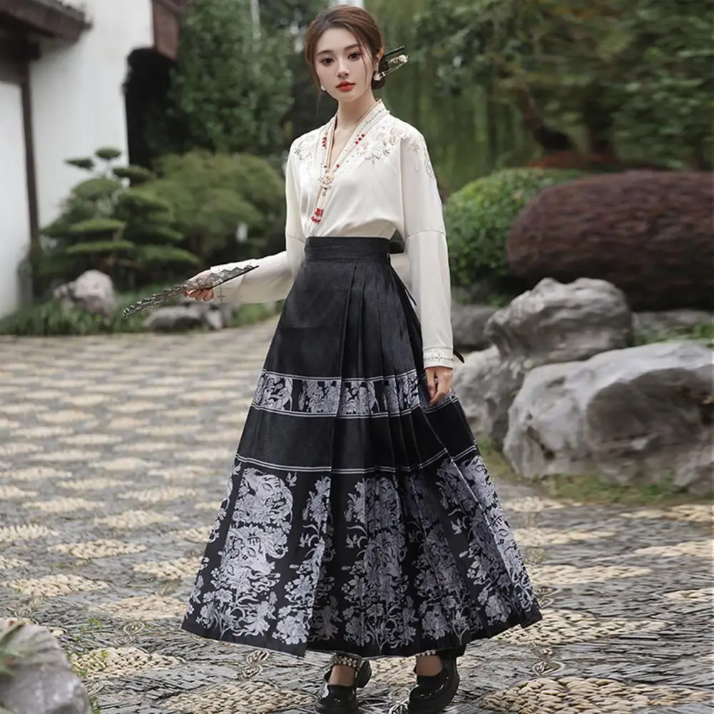 Chinese Hanfu Mamian Skirt Set Vintage V Nesck Shirt Horse-face Skirt Suit Floral Embroidery High Waist Lace-up Pleated Skirt