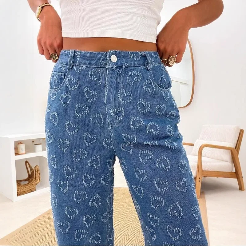 

Love Embroidered High Waist Straight Leg Jeans Women's Casual Waed Hook Flower Design Denim Pants European Sle Spring Fas...