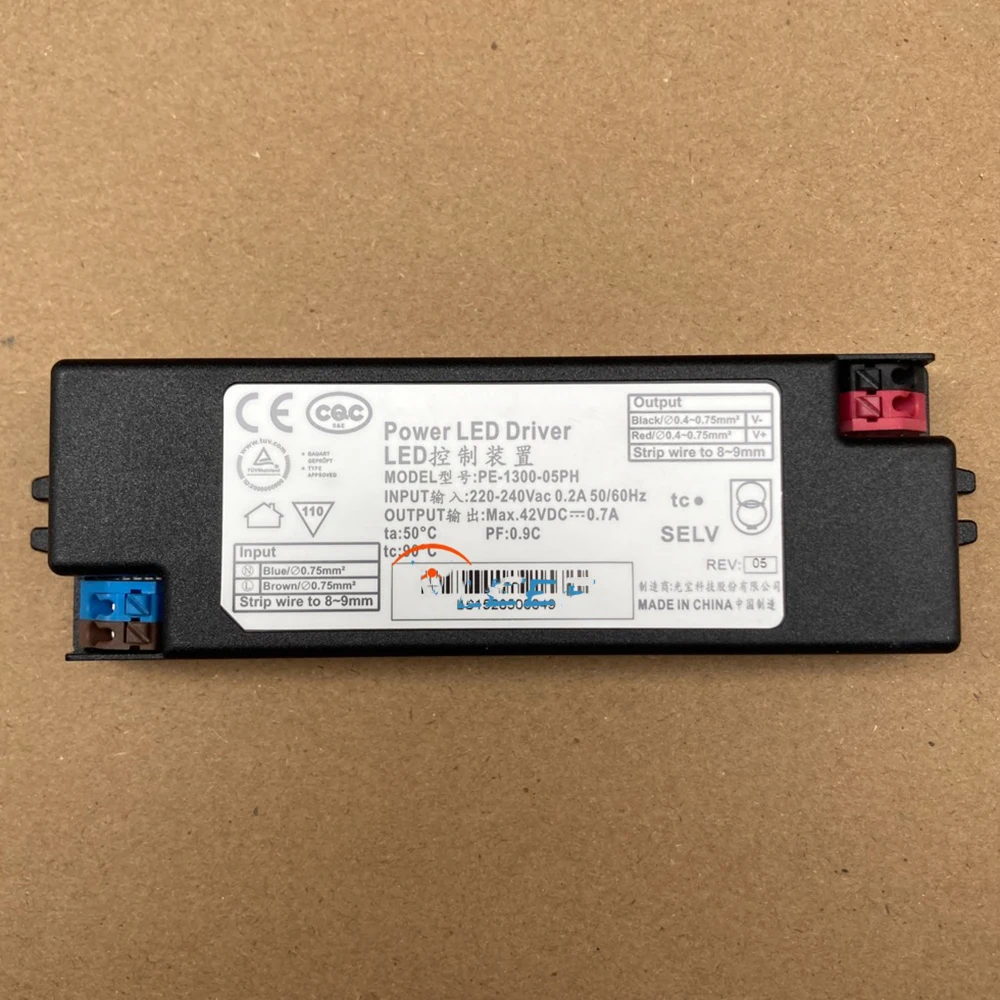 Power LED Driver PDM030G-700C 42V700mA PDC030G-700C 45V700mA PE-1300-05PH 42V0.7A For Philips LED Control Device