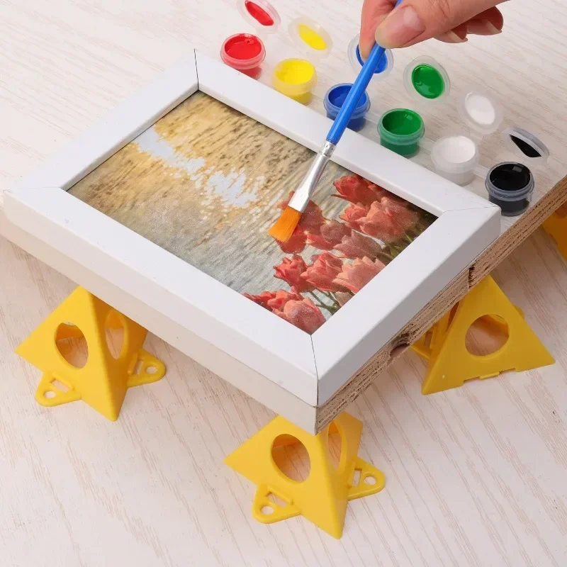 Pyramid Triangle Paint Stands Tool Plastic Cone Cushion Block Triangle Paint Pads Feet for Woodworking Carpenter Paint Bracket