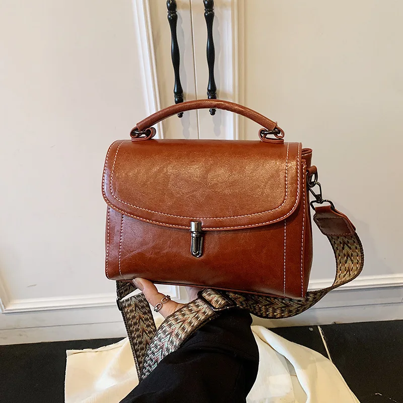 

Vintage Chic Square Bag, Wide Strap Shoulder Purse, Women's Fashion Crossbody, Day to Night Tote, Minimalist Sling Bag