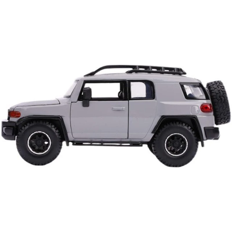 Jada 1:24 TOYOTA FJ CRUISER Diecast Car Metal Alloy Model Car Toys For Children Toy Gift Collection