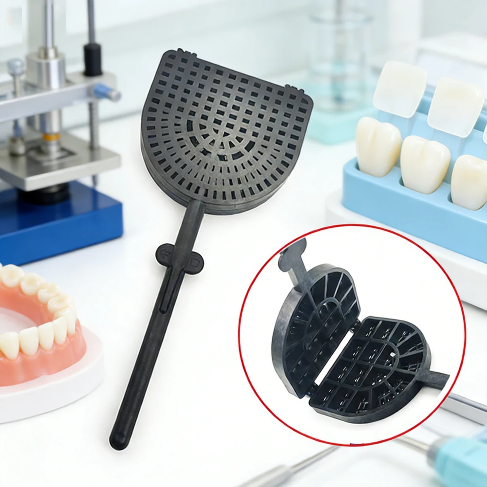 

Инструмент для зуботехнической лаборатории: лоток для промывки зубных протезов, полировочная пластина для чистки фарфора, инструмент для инжекционного формования зубных виниров