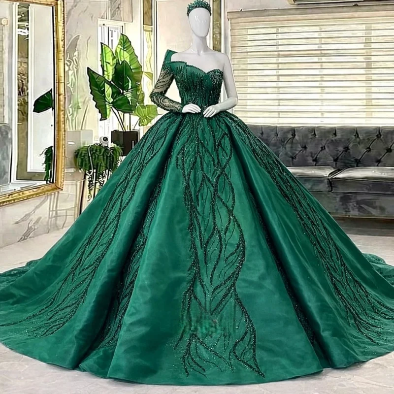 

Зеленое платье для церемонии Quinceanera с открытыми плечами, блестящими кристаллами и длинным шлейфом, платье для 15-летия. ﻿ Индивидуальный заказ