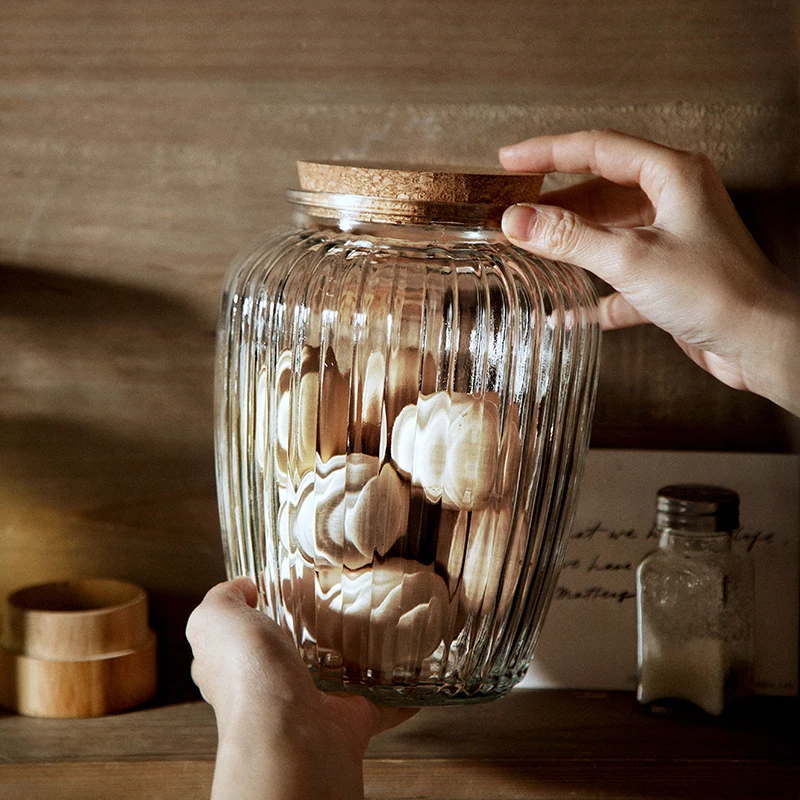 European-style Embossed Cork Glass Storage Jar Kitchen Grains Dried Fruit Storage Jar Tea Jar Glass/grain Dispenser