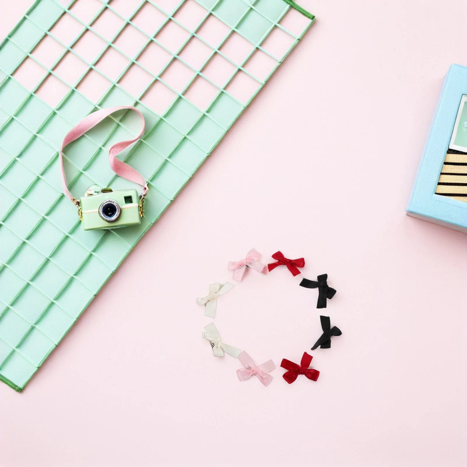 

100Pcs Butterfly Bow Clips Mini Cute Ribbon Barrettes Stylish Hair Accessories for Girls Toddlers Daily Hairstyles