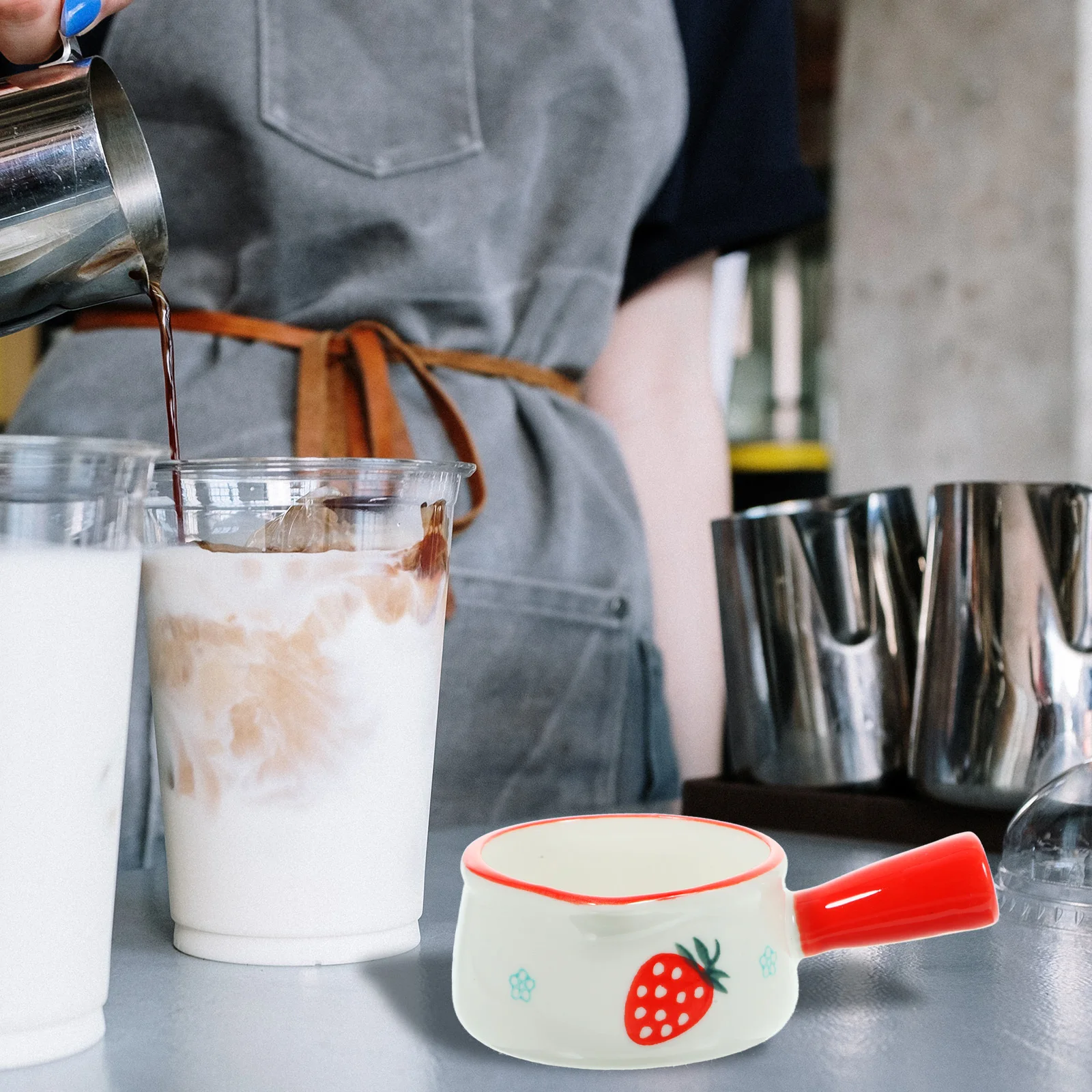 

Ceramic Milk Container Milk Pot Simple Design for Kitchen Sauce Holder Condiment Dish Kitchen Supply Soy Sauce Holders