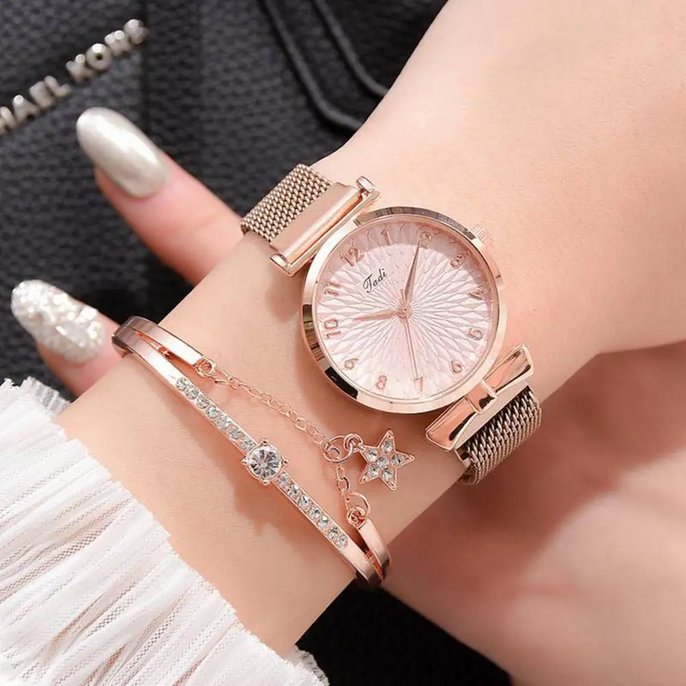 2Pcs/Set Women Watch Bracelet Kit Round Dial Numerals Pointer Shiny Accurate Ladies Quartz Wristwatch Rhinestone Bangle