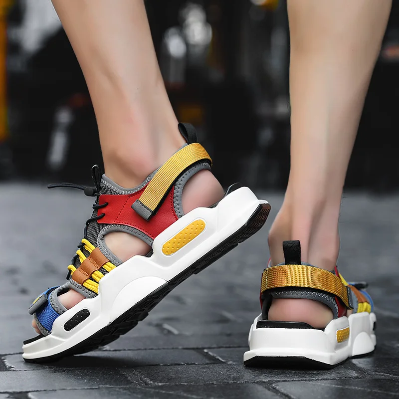 2022 New Fashion Gray Platform Sandals for Men Comfortable Hook Loop Summer Shoes Casual Men Outdoor Non-slip Beach Sandals Men