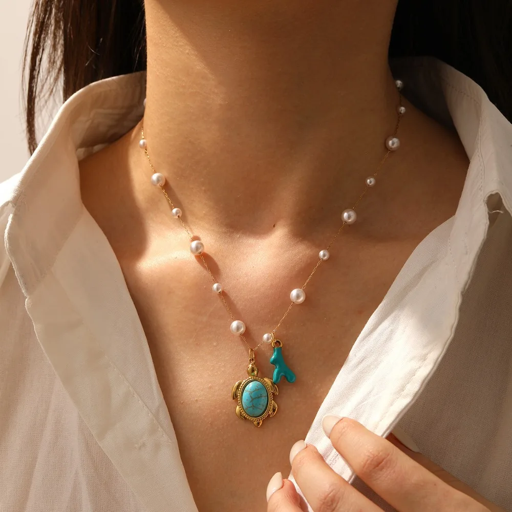 

Women's Necklace Vintage Imitation Pearl Gold Color Octopus Pendant Stainless Steel collarbone chain Fashion Jewelry