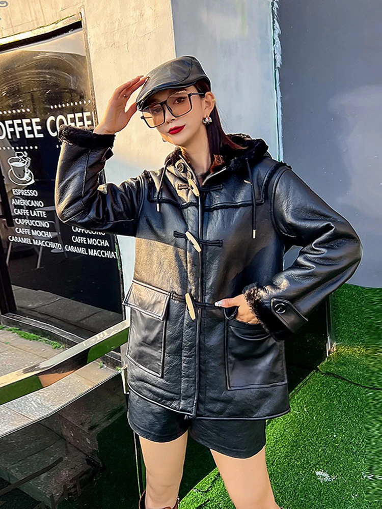 Winter Women Warm Wool Lining Sheepskin Genuine Leather Jacket Horn Button Hooded Real Sheep Fur Coat Thick Shearling Overcoat