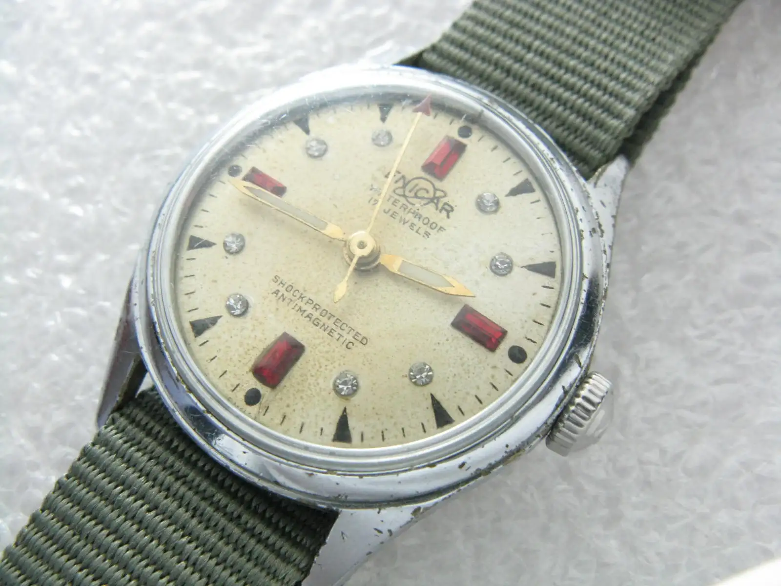 Reloj manual Enicar de estilo árabe de 1958 con esfera larga de turmalina (unisex)