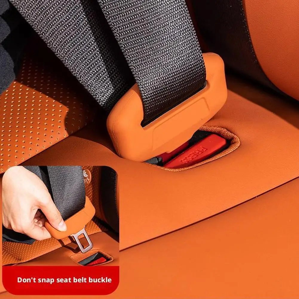 2 Buah Penutup Sabuk Pengaman Mobil Silikon Universal Dekorasi Anti-tabrakan Pelindung Gesper Pelindung Sabuk Pengaman Mobil B5S0