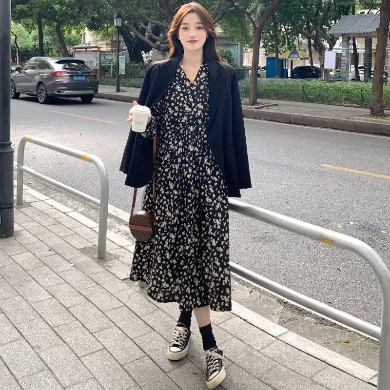 가을과 겨울 여성용 긴 소매 꽃무늬 드레스 허리라인 강조 슬림핏 다용도 프렌치 레트로 베이스 스커트