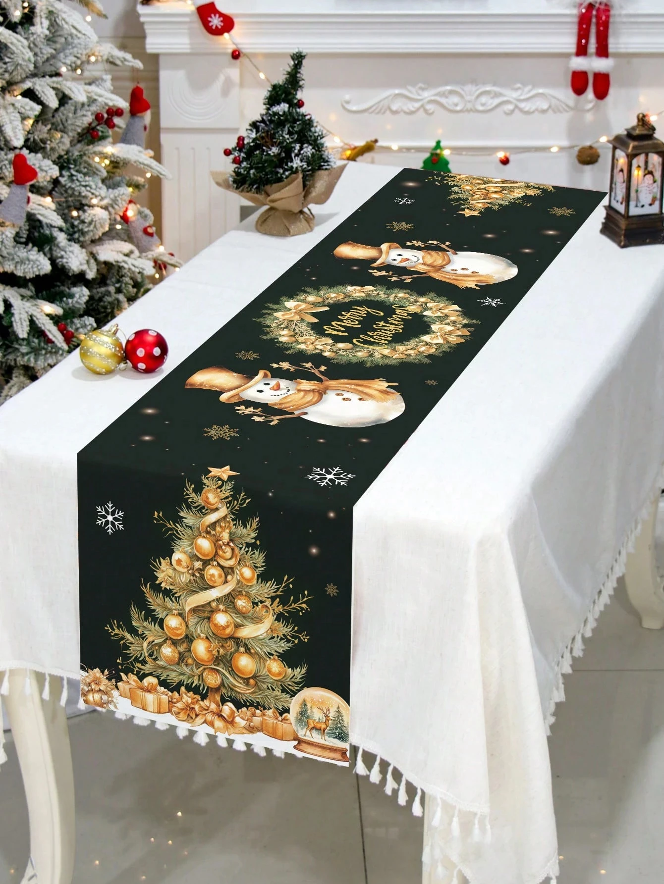 1pc Black Gold Christmas Decor  Table Runner  Christmas Tree/Wreath/Snowman Pattern, Flat Print, Ideal for Merry Christmas Party
