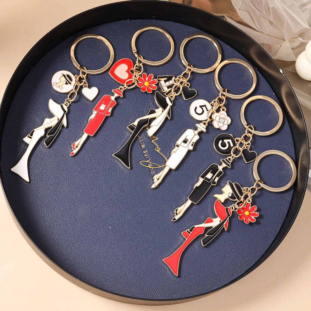 Aihua Modischer Eleganter Damen-Schlüsselanhänger, Emaille-Hut-Taschen-Schlüsselring für Mädchen, Tolles Geschenk, Rucksack-Taschenanhänger, Handgefertigter Schmuck – Detail 2