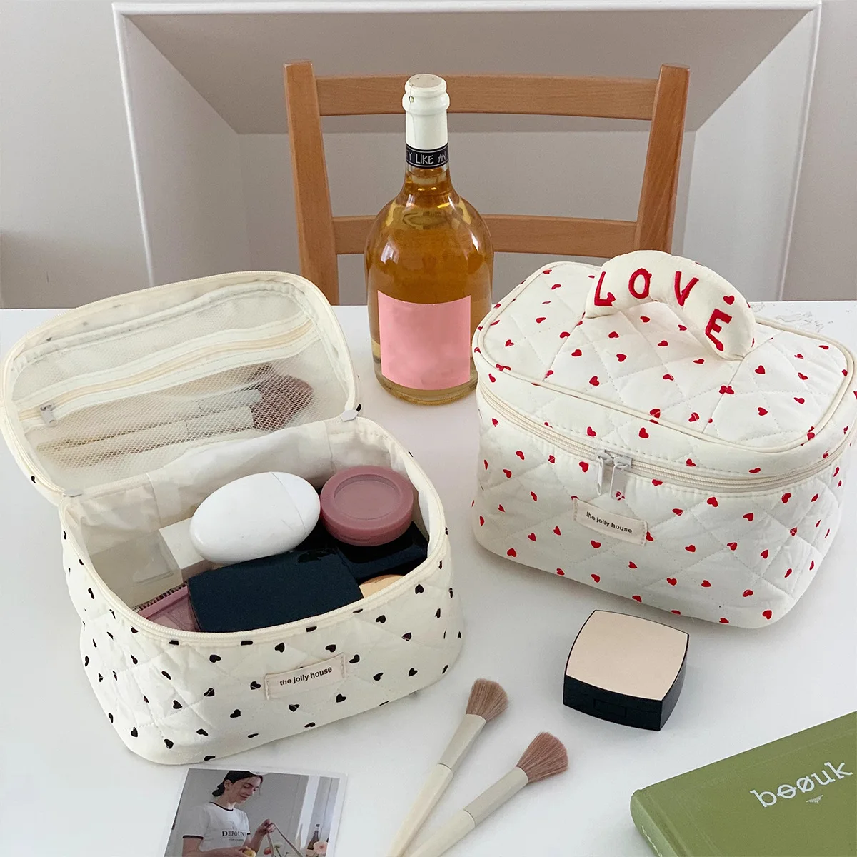 Women Large Capacity Makeup Bag Soft Warm Toiletry Storage Case Handheld Zipper Wash Bag New Heart Print Travel Cosmetic Bag