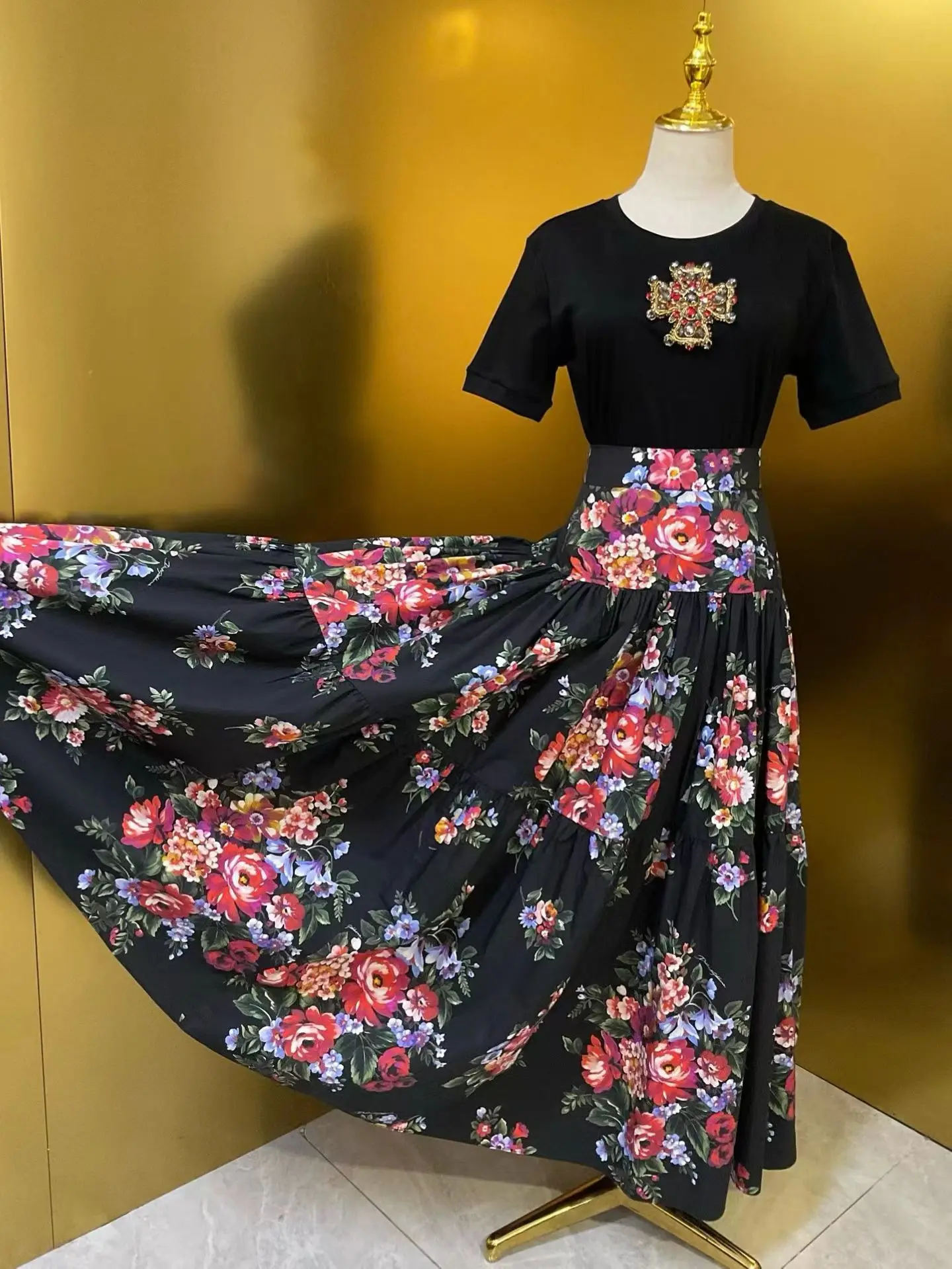 High Quality Large Floral Print Silk Cotton Long Half Skirt Elegant High Waist Maxi Skirt for Women City Commute Casual Wear