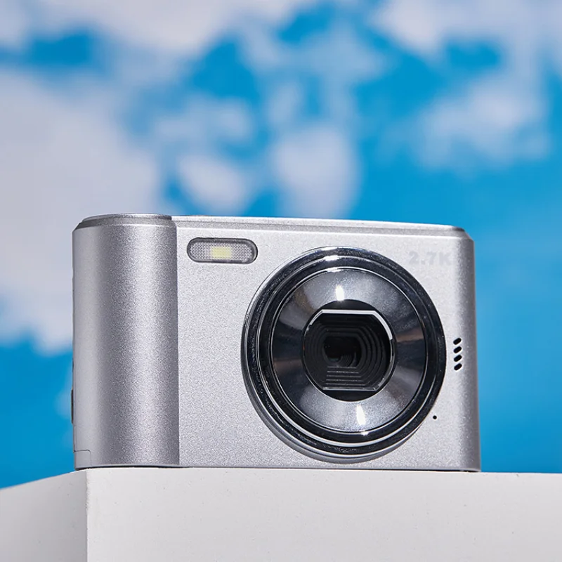 M2 Retro CCD كاميرا رقمية محمولة فلاش كاميرا على مستوى الدخول 44 مليون بكسل التركيز التلقائي