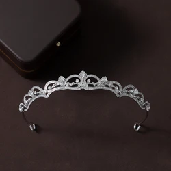 Itacazzo bridal headwear crown, classic Tiaras suitable for women's weddings, birthday parties (can be quickly sent)