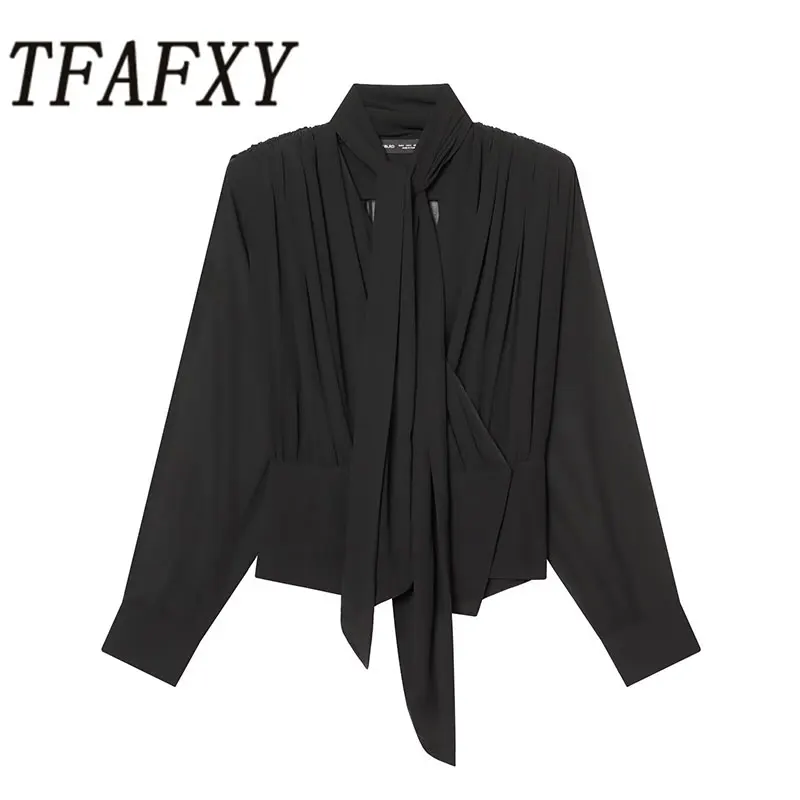 

TFAFXY 2026, весенняя шикарная женская блузка, черные однотонные свободные рубашки с v-образным вырезом и длинными рукавами, модные женские блузки
