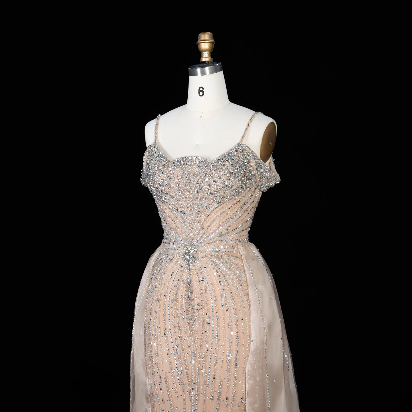 Sharon Said Abendkleid Luxuriöses Meerjungfrauenkleid aus Tüll mit Schulterfreiem Design und Spaghetti-Trägern Dubai Formelles Partykleid mit Überrock SS008 Maßanfertigung – Detail 8