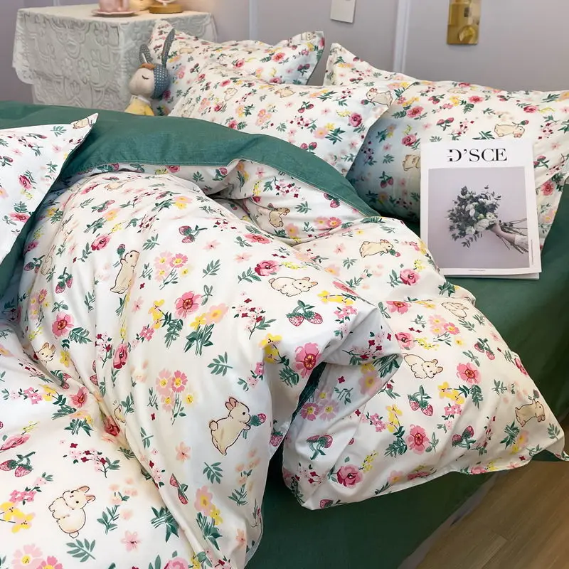 Imagem -02 - Conjunto de Cama Floral para Mulheres Capa de Edredão Gêmeo Completo Queen Size Cama de Meninas Lençol Plano Fronhas Kawaii Coelho Colcha