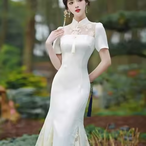 Summer 2026 High-End Women's Cheongsam Slim-Fit Medium-Length Lace Stitching Fishtail Evening Dress for Banquets