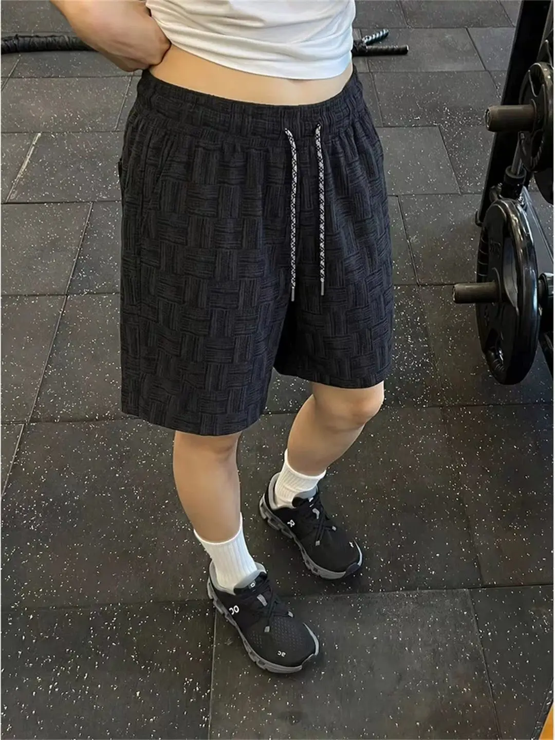 Black Dyed Ice Silk Drawstring Beach Shorts Men's Fitness Checkered Wide Leg Five-Quarter Length Casual Summer Trousers