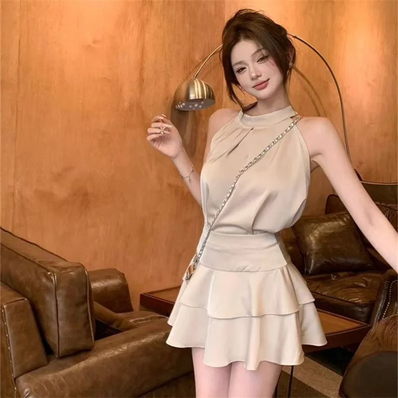

2025 Temperament Top Ruffle Edge Skirt Two-piece Suit Dress Women