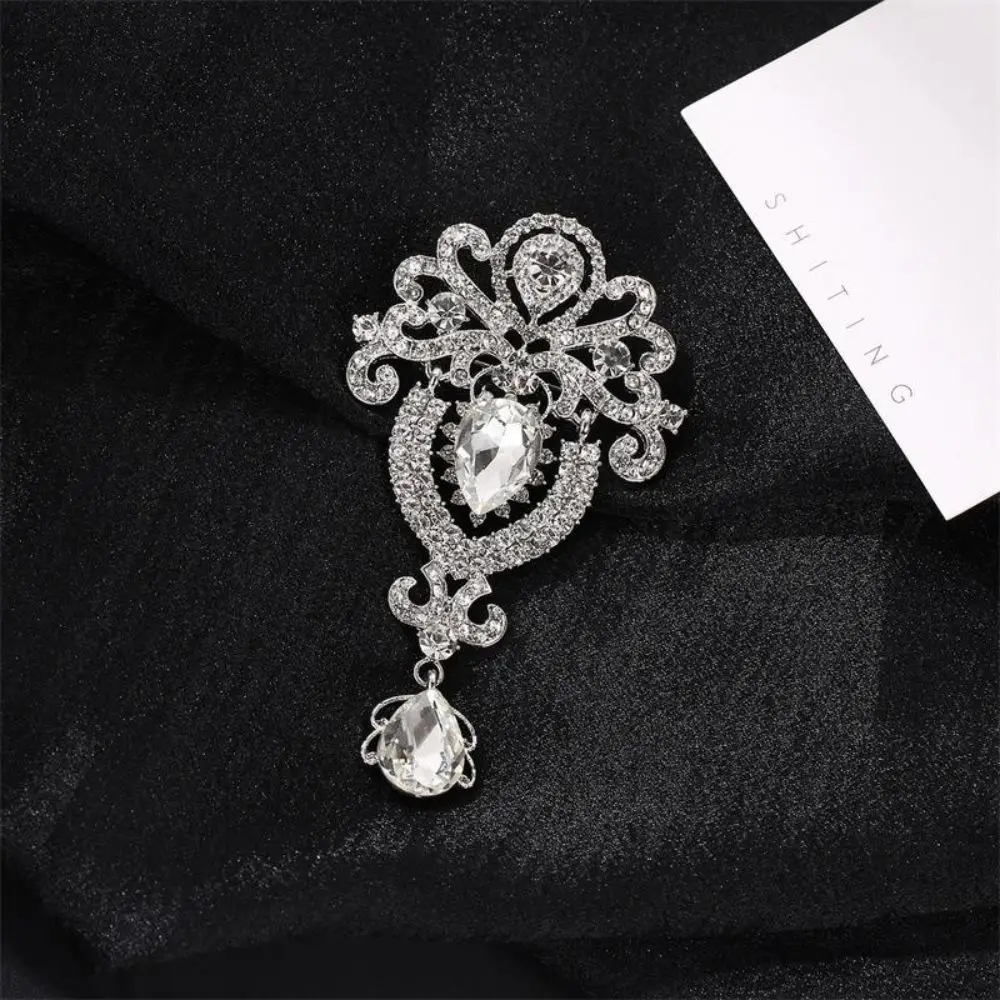 Vintage Design Luxury Crystal Crystal Brooch Diamond Inlaid Teardrop Shape Rhinestone Brooches Brooch Pins Jewelry Gifts