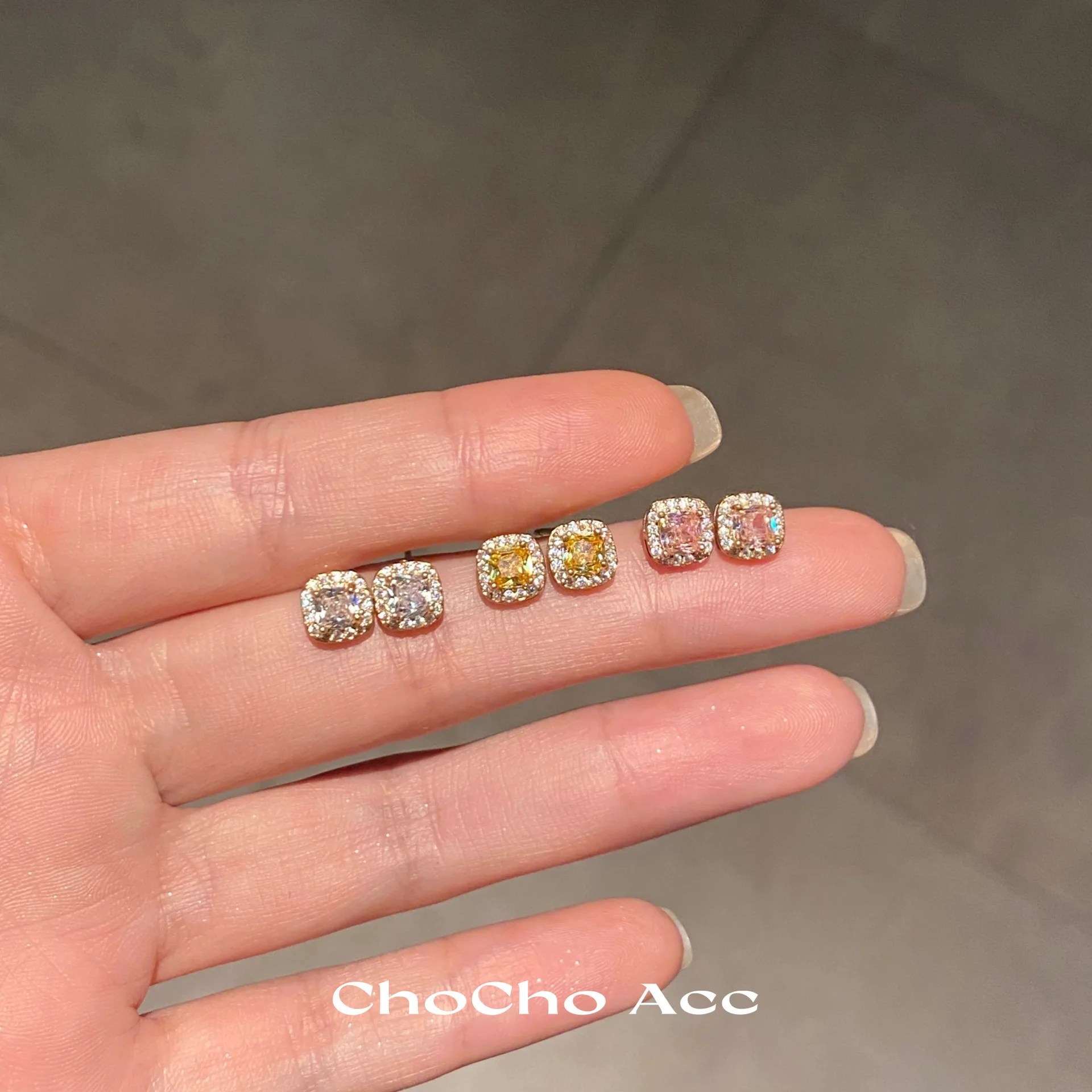 Square Zirconia Stud Earrings Sparkly Elegant Lightweight Hypoallergenic Daily Versatile Premium Comfortable Jewelry for Women