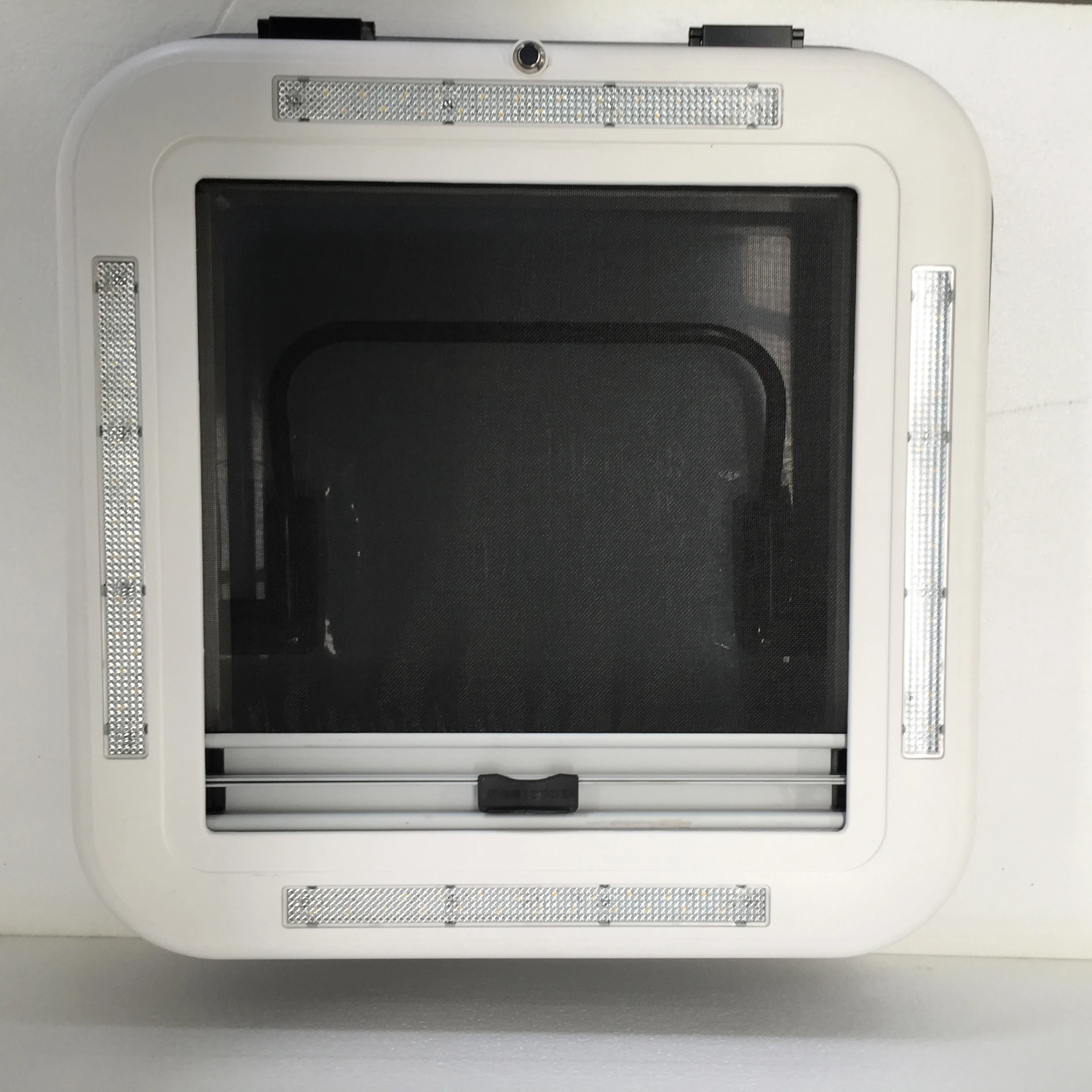 قم بتضيء RV الخاص بك مع كوة ألومنيوم Rv الصديقة للبيئة مع ملحقات التخييم Sunblind كوة Rv #2