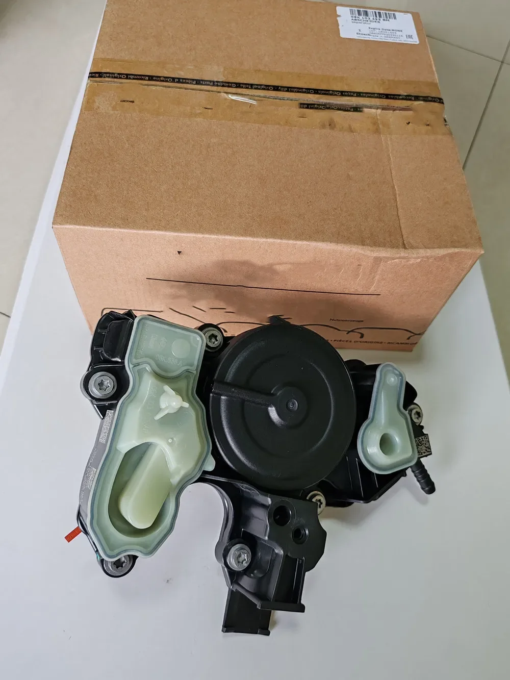 حقيقي 06K-103-495-BM فاصل زيت المحرك مع مجموعة طوقا 06K103495BM ل 15-21 أودي A3 A4 Q3 فولكس فاجن جولف