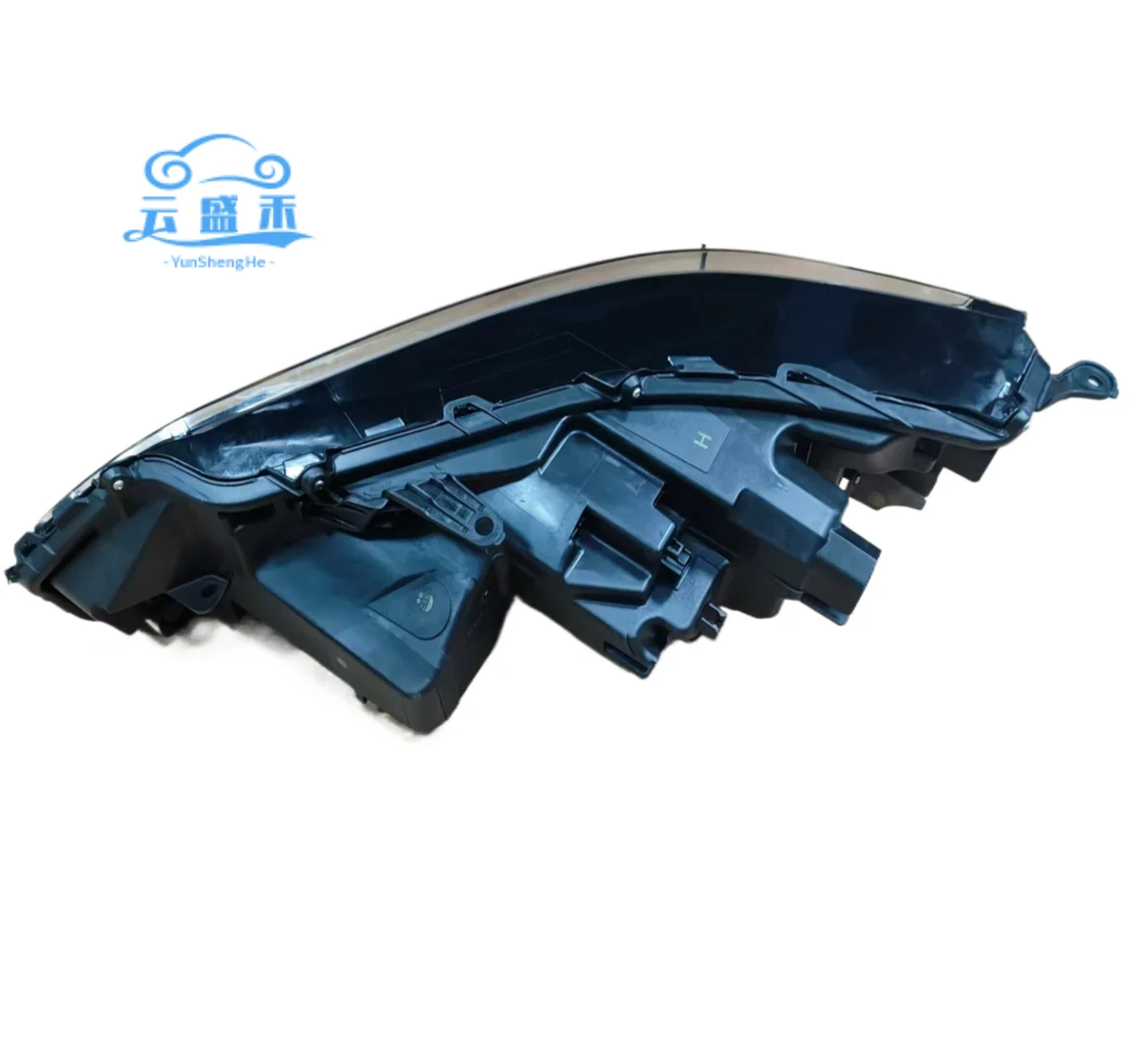 مجموعة مصابيح أمامية LED عالية الجودة بثلاث عيون مناسبة لقطع غيار السيارات LED طراز جديد 12 فولت لكزس RX