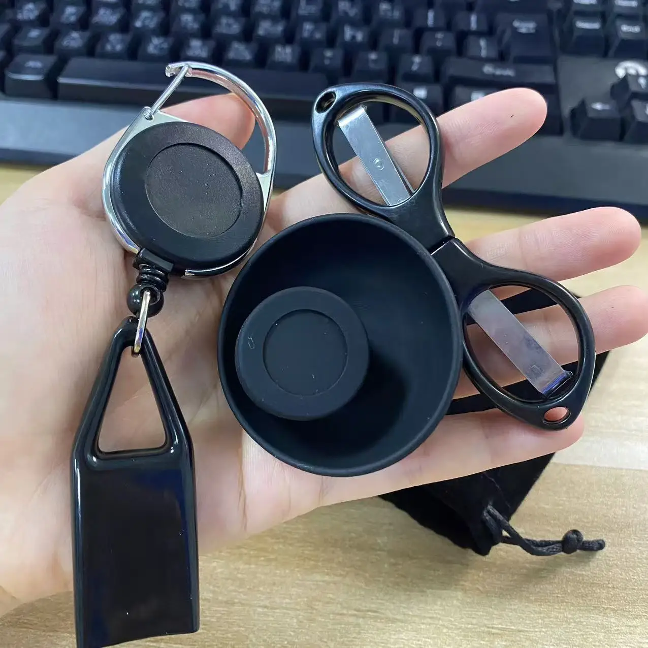 1Set Black Smoking Kit With Silicone Bowl Jar Lighter Holder Scissors Storage Bag Man Gift Smoke Accessories Easy To Carry