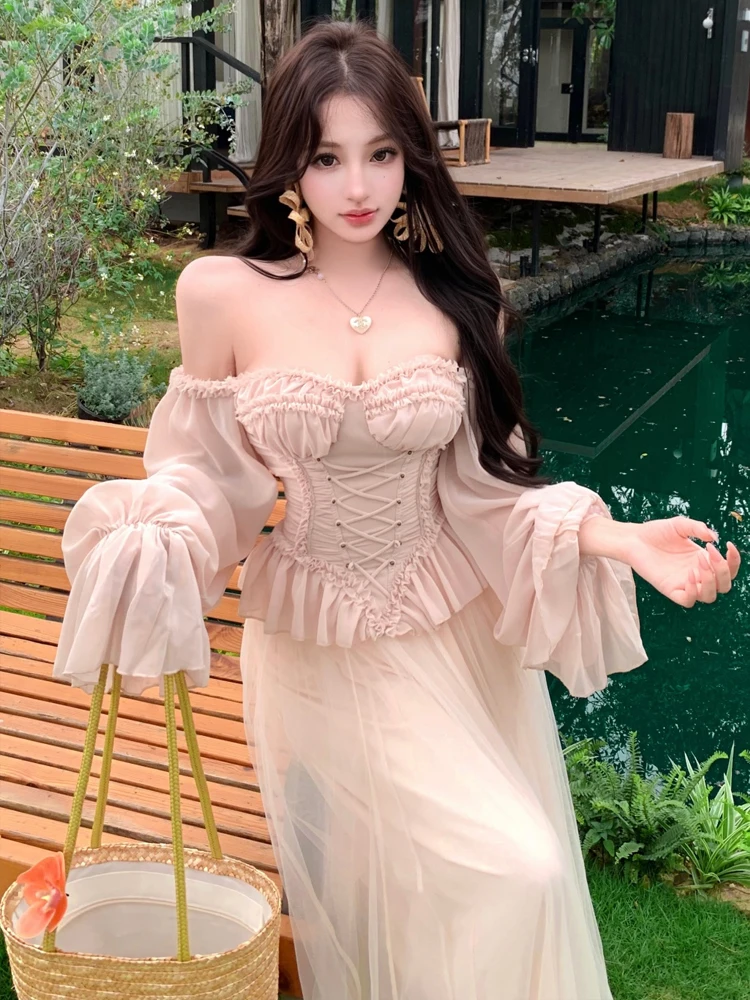 

Sexy Heavyweight Fishbone Slim Fit Bell Sleeve Chiffon Crop Top High Waist Slimming Mesh Half Skirt Set Fashionable Casual Wear