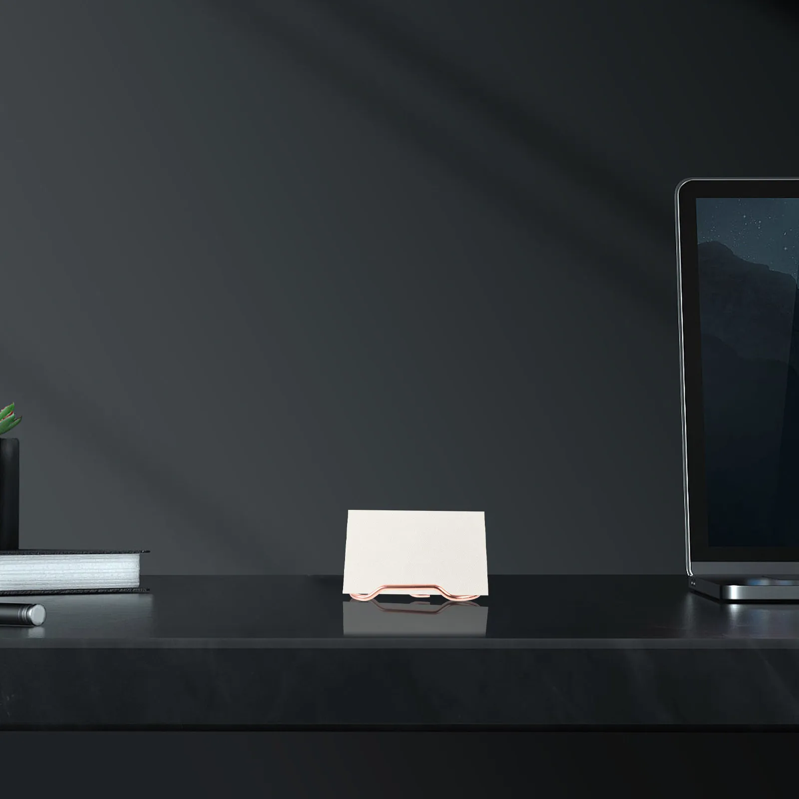 

Прочный металлический держатель для визиток, настольная подставка для визиток, нескользящая основа, офисный органайзер, металлический держатель для карт, декор для офиса