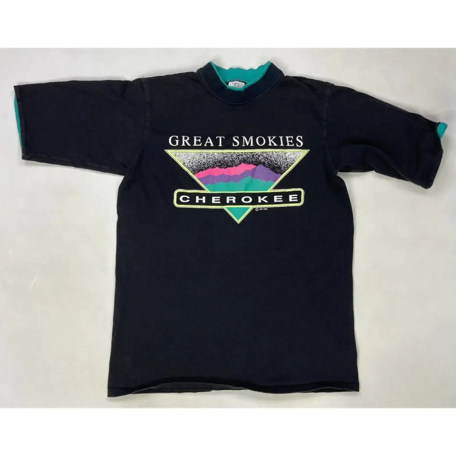 VINTAGE Great Smokies Cherokee 1990 T shirt Men Medium Black USA 90s Image 1 of 4 vintage Washed homme Comfortable