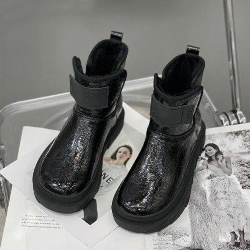 2025 Winter Women's Boots Plush Thick Soled Outdoor Leather Comfortable Casual Personality Waterproof Non-Slip Warm Cotton Shoes image 5