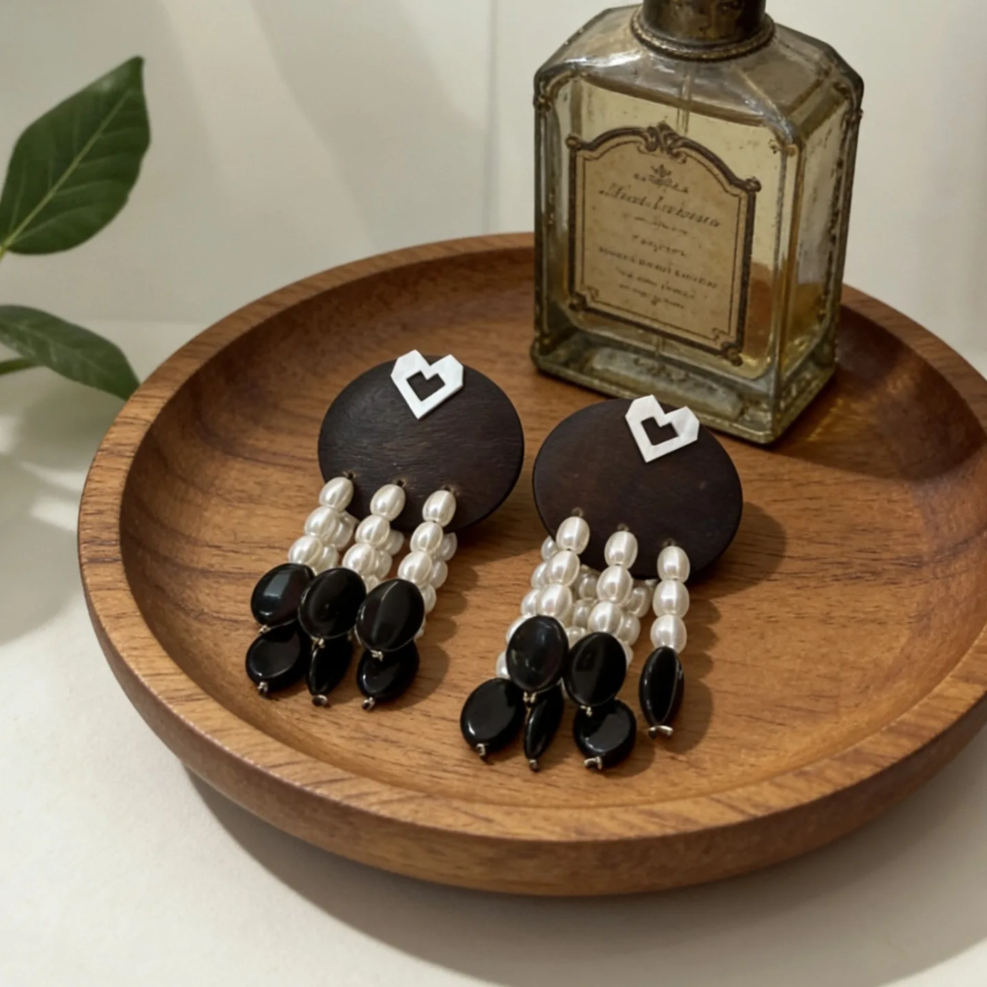 New Chinese retro pearl bead curtain earrings graceful temperament wooden disc earrings women's wood fringed earrings accessorie