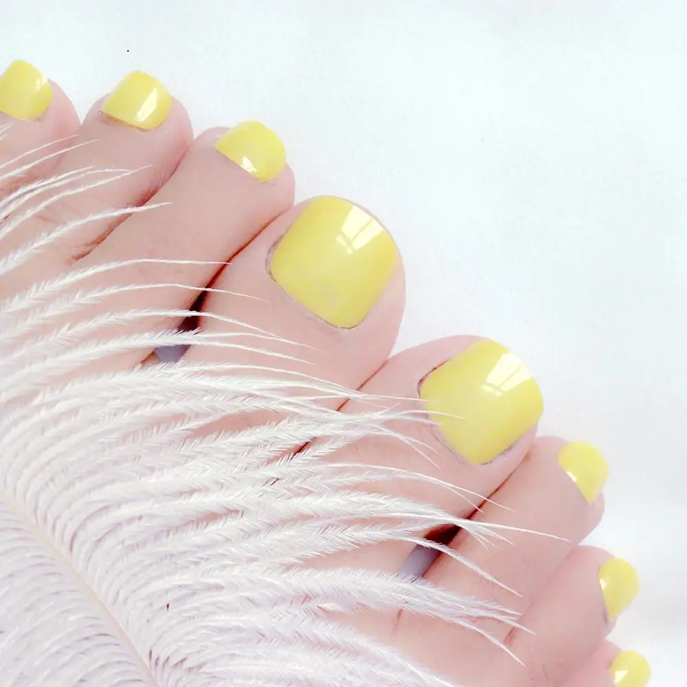 28Pcs Shiny Yellow False Toe Nails Macaron Artificial Fake Toenails For Design Lady DIY Foot Nail Art Tips Manicure Tools