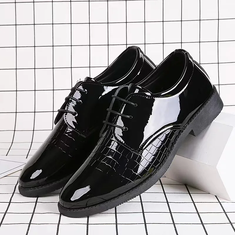 Men's Wide Width Polished Leather Oxfords Autumn Business Casual Formal Shoes Shiny Comfort Cushioned Non-Slip Sole Work Wedding