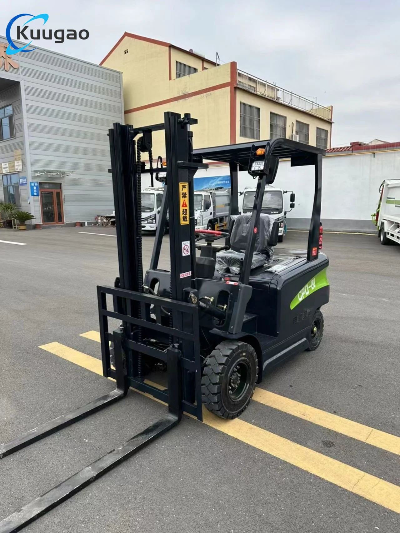 Kuugao Carrello elevatore elettrico idraulico diesel, carrello elevatore per terreni grezzi, 3 tonnellate, 5 tonnellate, 2T, 4WD, 2,5 tonnellate,