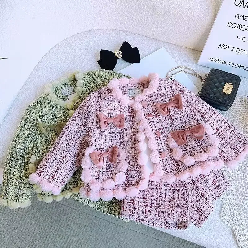 Conjunto de casaco e shorts de Tweed para bebês, roupas infantis macias e quentes, roupas adoráveis, design pompom, outono, inverno, adolescentes, 2-7 anos