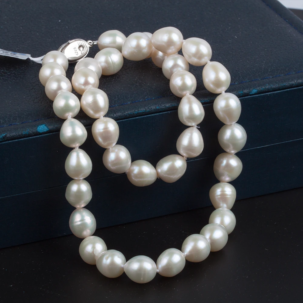 

Natural Freshwater Dainty Rice Pearl Necklace - Delicate 9-11mm Pearls 17-18 Inches Length for Elegant Fashion Jewelry PN002
