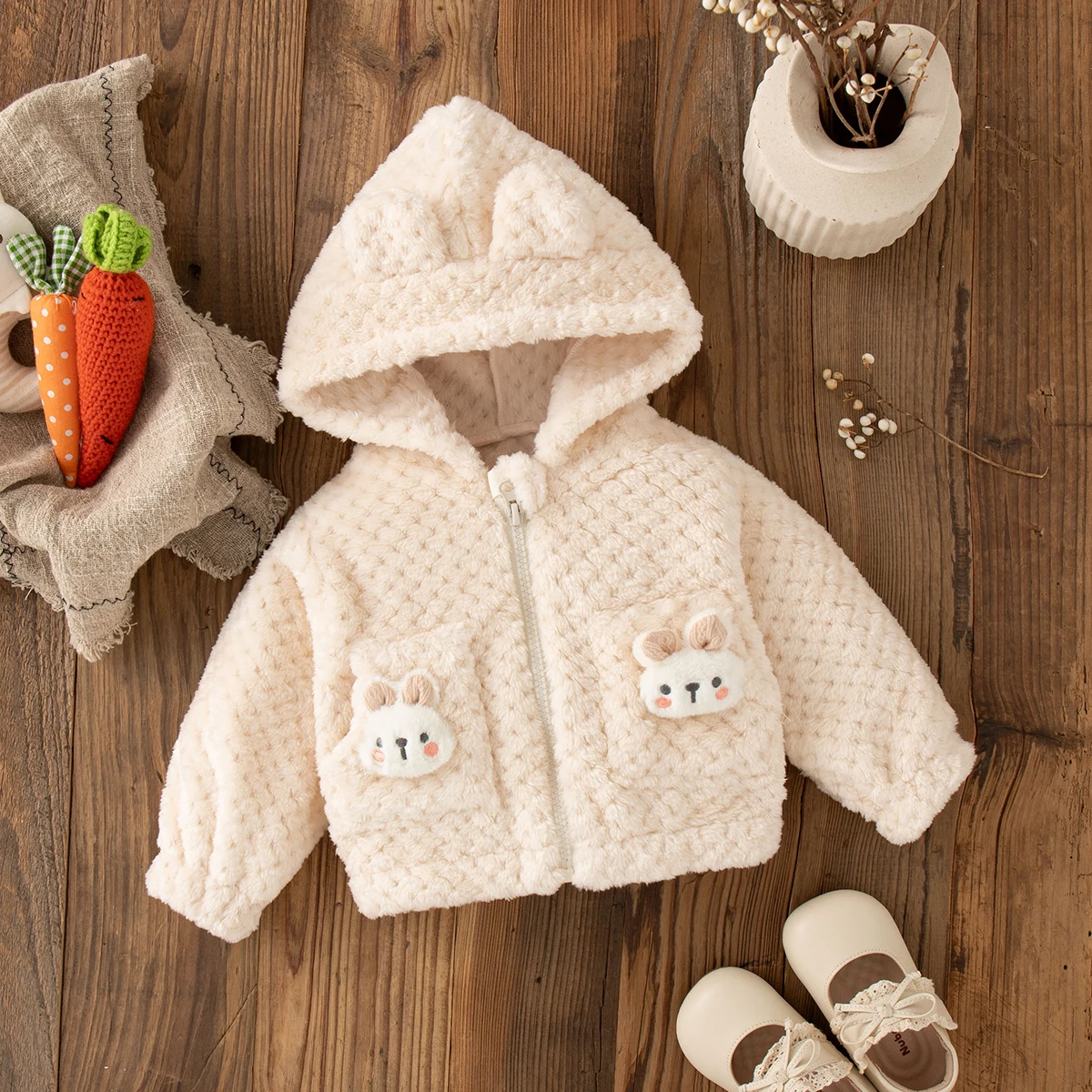Autumn And Winter New Cute Little White Rabbit Pocket Baby Girl Coat, Warm Children'S Clothing For Babies Aged 0-3 Years Old